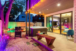 Hot Tub Time Machine - Clubhouse - DT 6 Min Drive